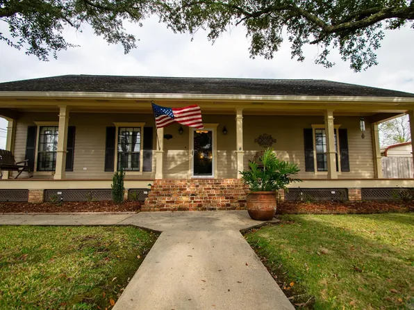 710 Kelli St, Patterson, LA 70392