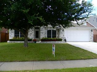 4551 Whitehall Dr, Grand Prairie, TX 75052
