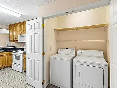 3 bed, 1332 sqft, $1,700 — Photo 3