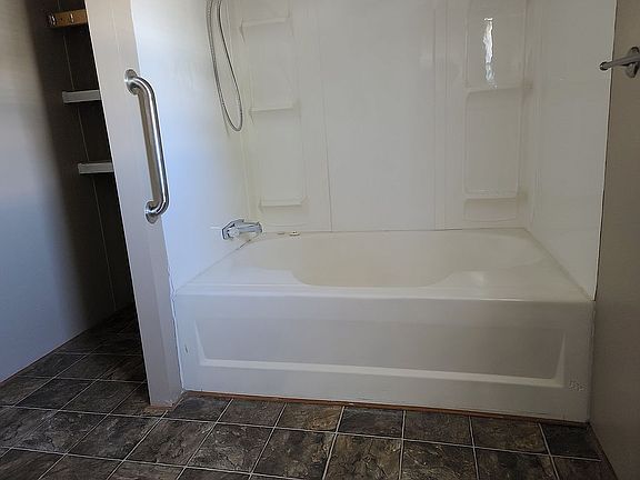 5th image of 49498 Wisteria Ct
