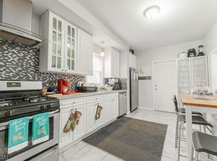 327 Rutledge Ave, East Orange, NJ 07017