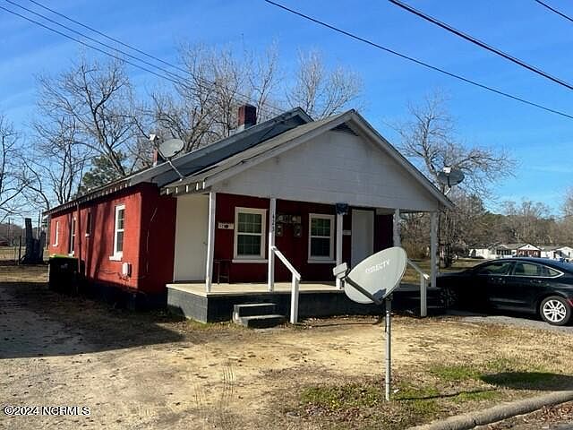 2nd image of 423 425 Pine St Street
