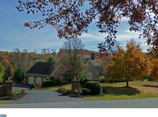 7 Chestnut Hill Dr, Mohnton, PA 19540