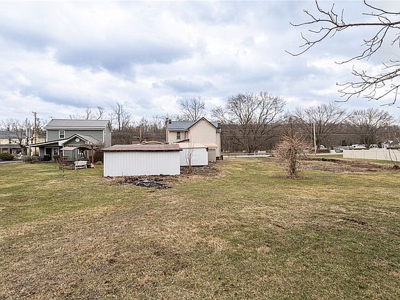 4th image of 2814 W Crawford Ave