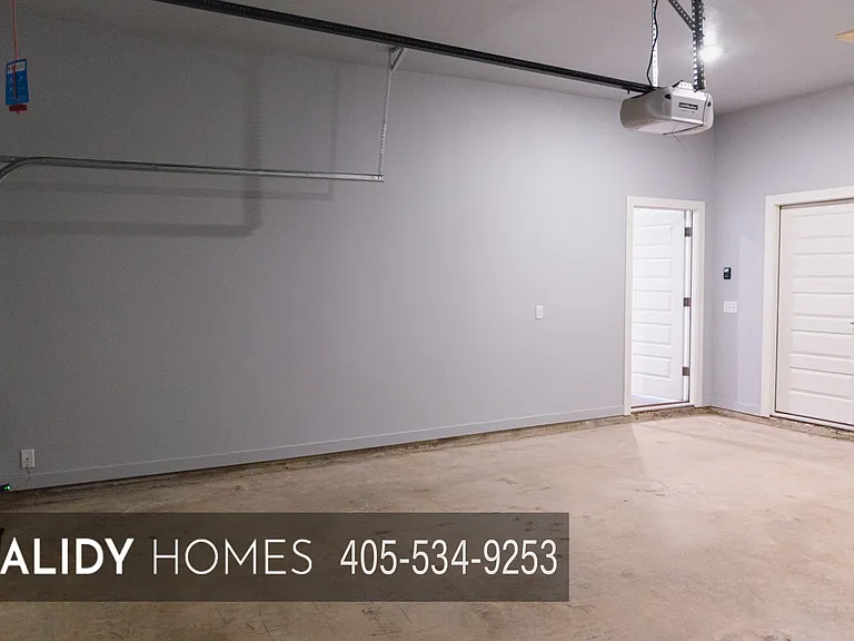 629 Remington Ave — Photo 52