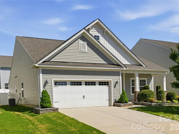 224 Fesperman Cir, Troutman, NC 28166