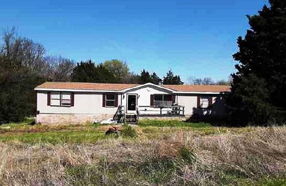 1st image of 102 SE County Road 3144