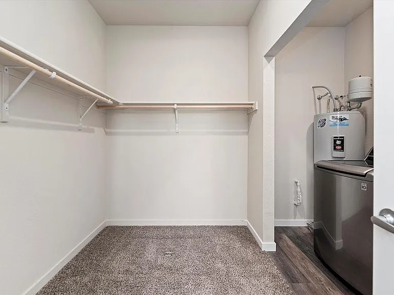 The Summit Apartments — Photo 51
