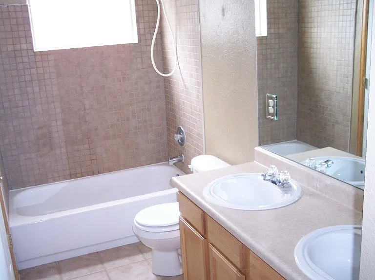 1609 Columbine Village Dr — Photo 5