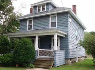 72 Elm St, Greenfield, MA 01301