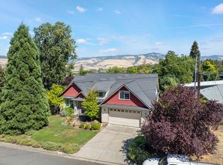 930 Bellview Ave, Ashland, OR 97520