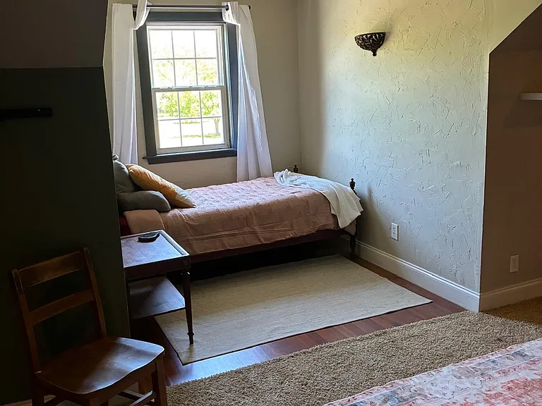 E Clover Creek Dr — Photo 16