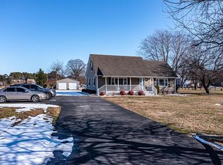 278 Harbor Dr, Reedville, VA 22539