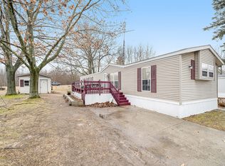6175 Roberts Rd, Mecosta, MI 49332