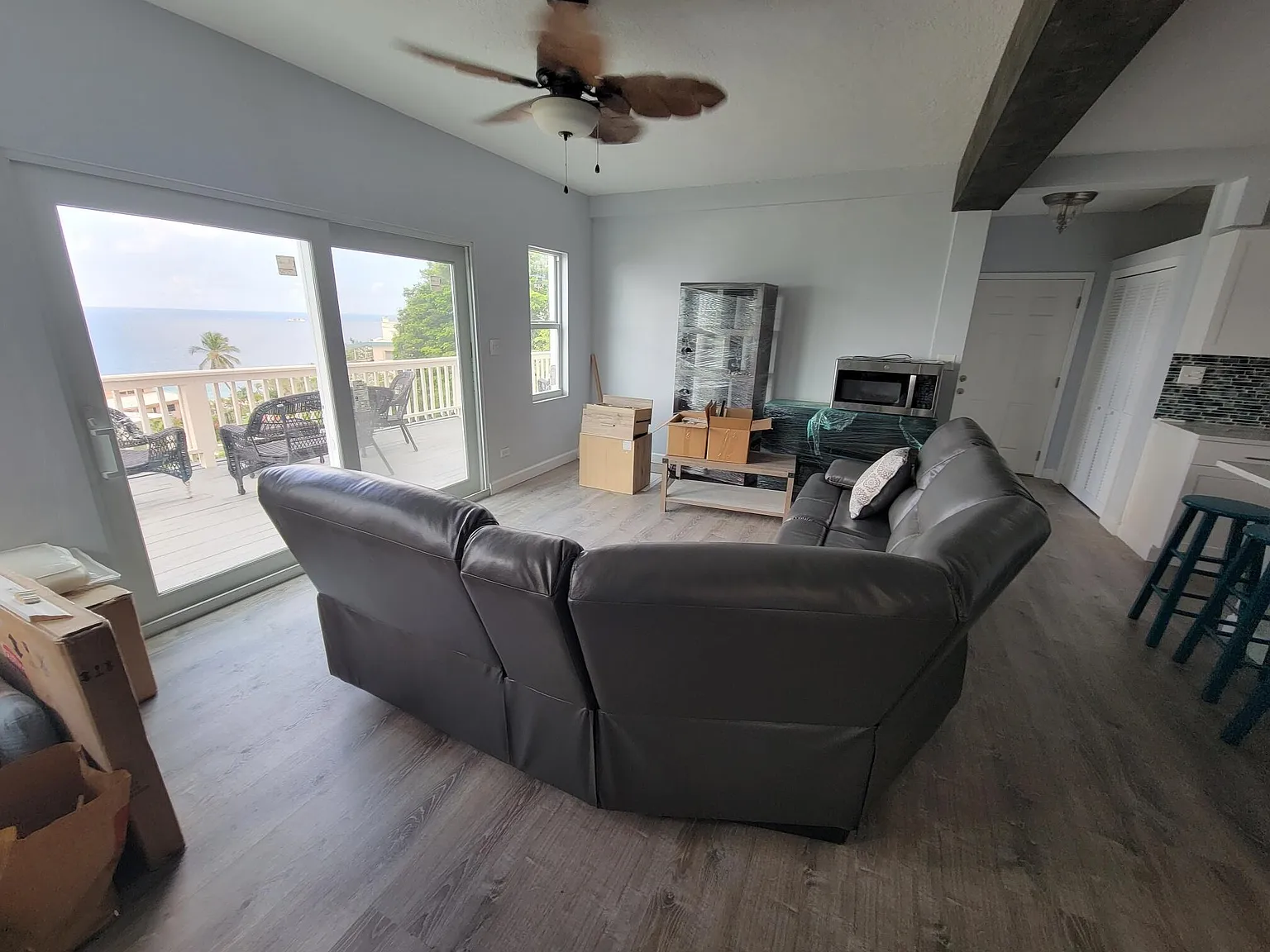 3 bed, $4,500 — Photo 4
