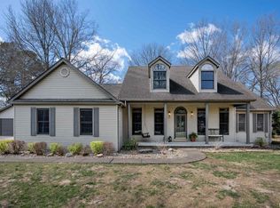 105 Quail Run, Carterville, IL 62918