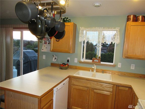 5th image of 6719 66th St NE