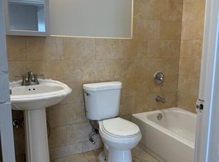 10 Centre St #D, Elizabeth, NJ 07202