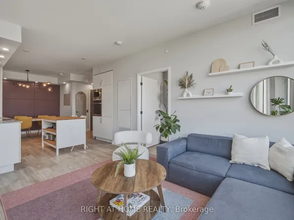 576 Front St W #1701, Toronto, ON M5V 0P8