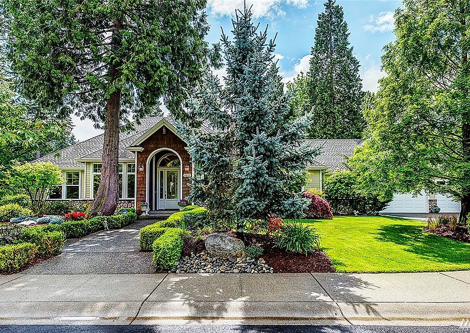 2nd image of 13025 NE 144th Pl
