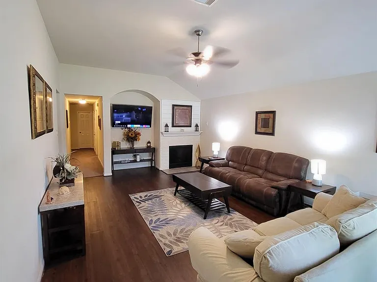 10739 Chestnut Path Way — Photo 22