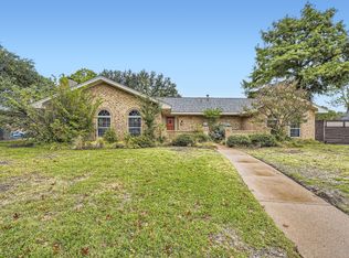 1003 Bert Dr, Arlington, TX 76012