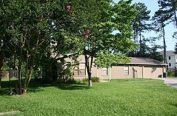 3rd image of 3120 NW 75th Ter