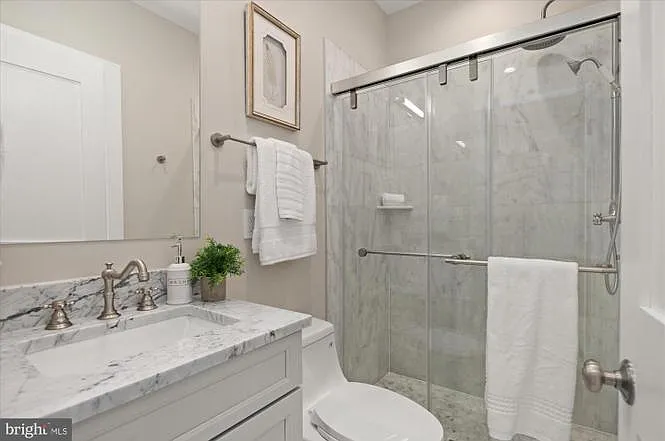 5305 Connecticut Ave NW #10 — Photo 20
