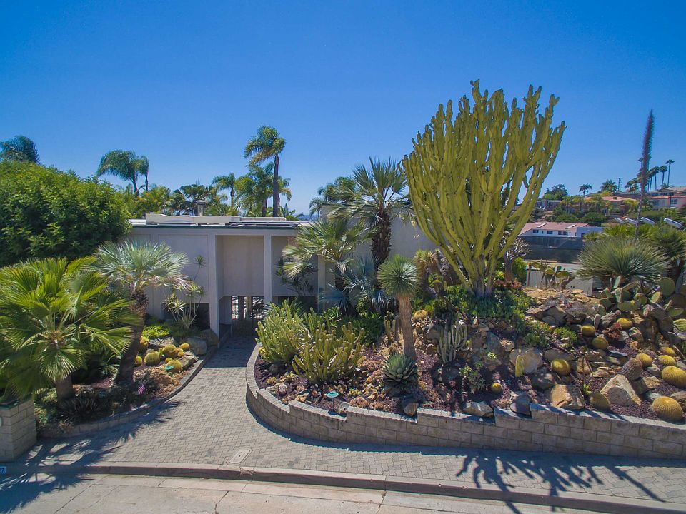 1st image of 6827 Elaine Way