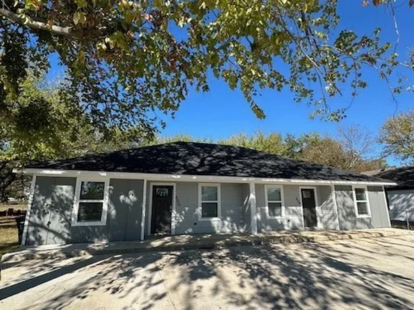 604 S 1st St, Calera, OK 74730