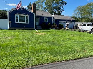 36 Christopher St, Dover, NJ 07801