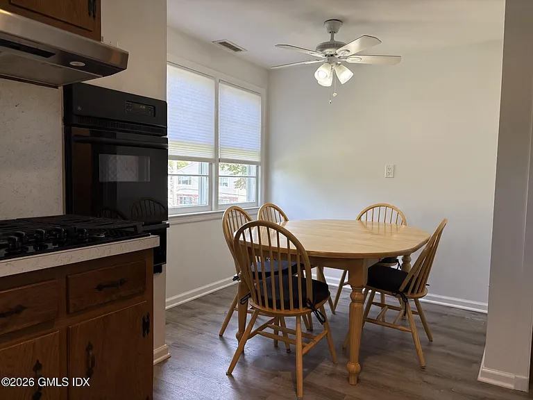 20 Hawthorne St S #2 — Photo 3