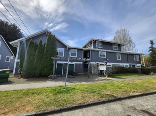 1015 9th St APT E, Bremerton, WA 98337