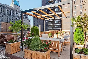 Rented by Brown Harris Stevens