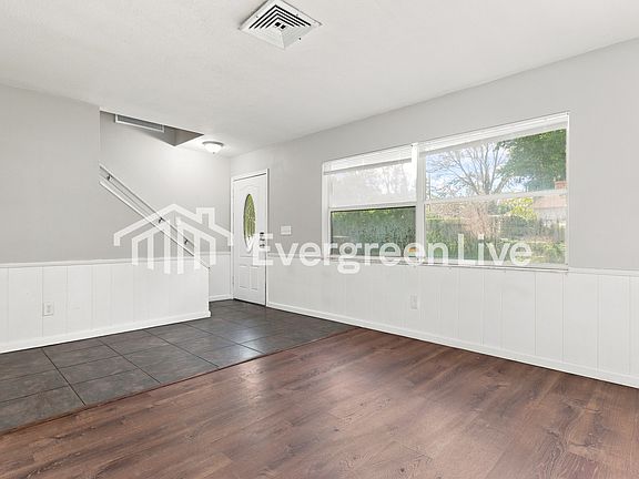 3rd image of 2053 Palm Way