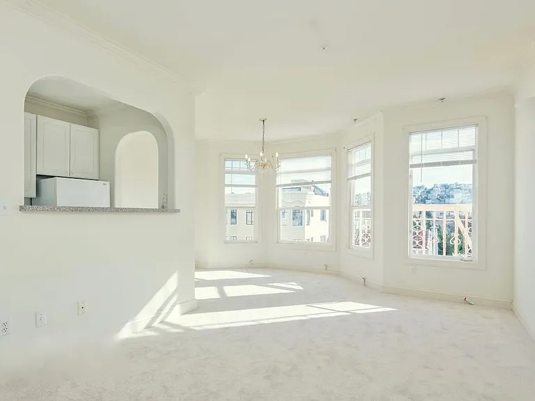 2130 Beach St #202 — Photo 1