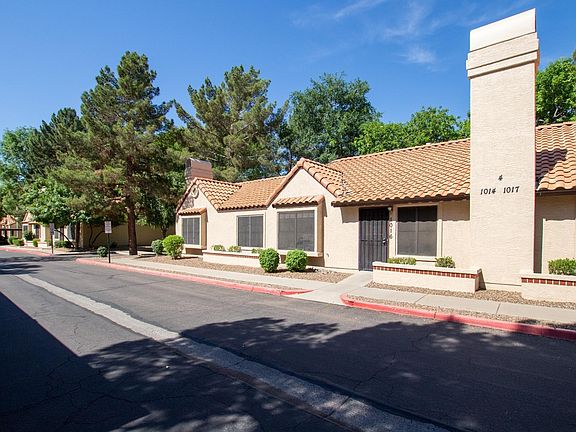 3rd image of 921 W University Dr Unit 1016