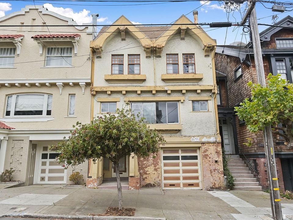2nd image of 125 21st Ave