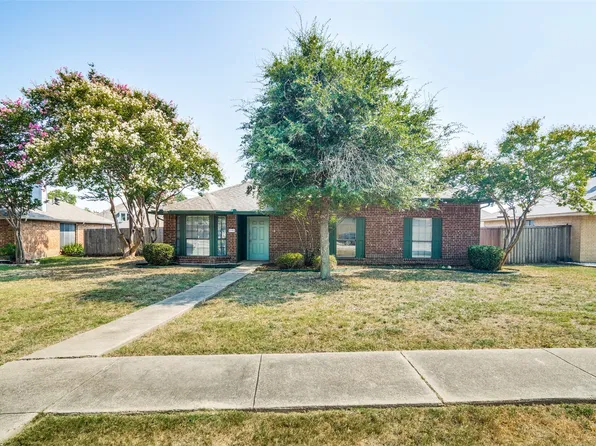 2105 Rockbluff Dr, Rowlett, TX 75088