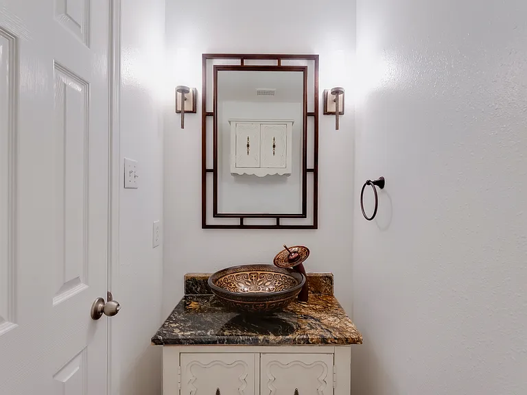 16215 Hollow Rock Dr — Photo 19