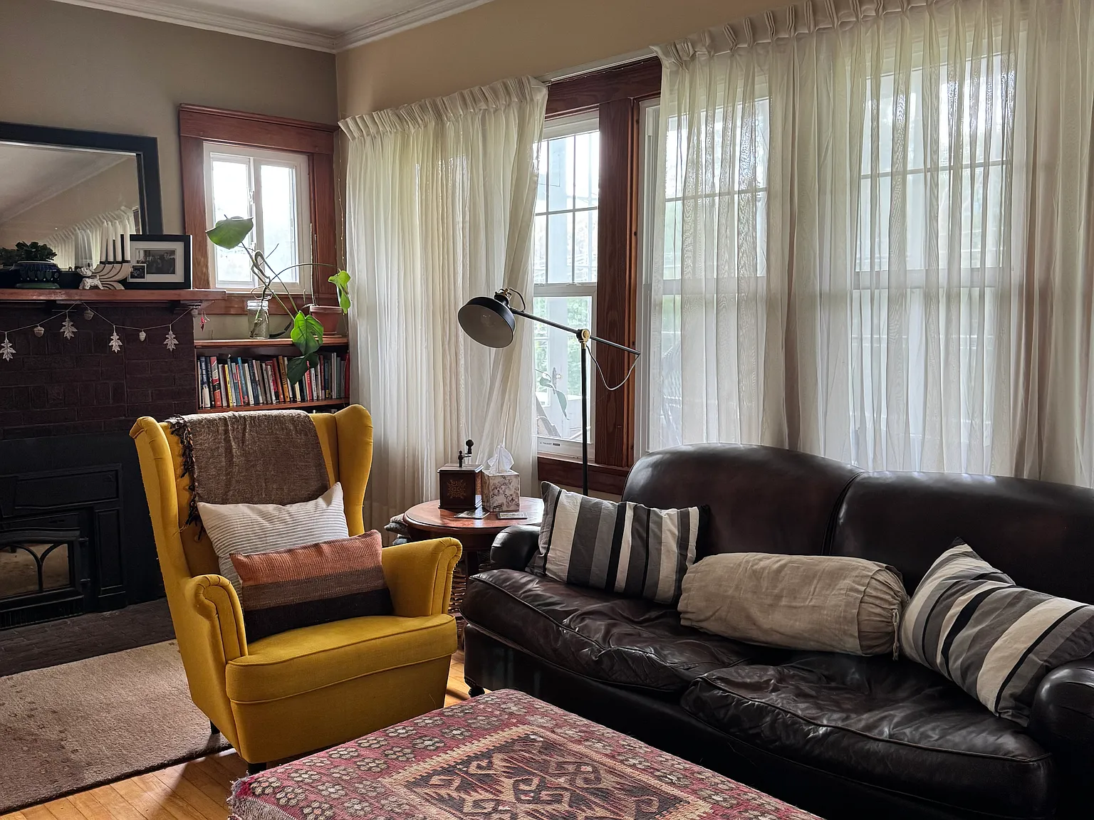 3 bed, 1421 sqft, $1,950 — Photo 3