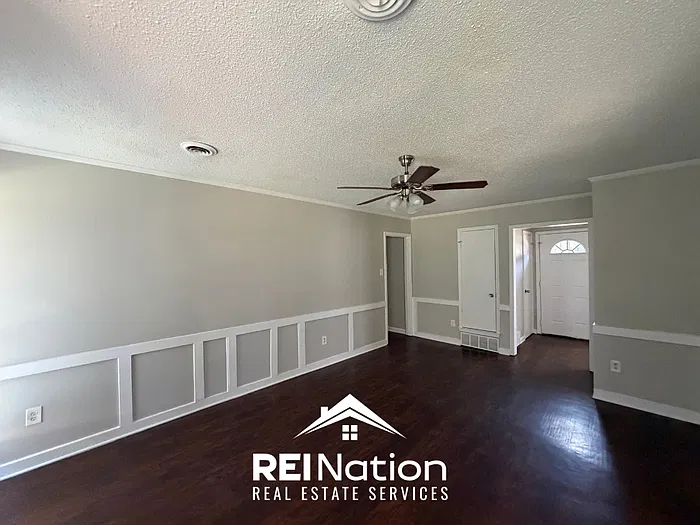 3 bed, 2.0 bath, 1165 sqft, $1,675 — Photo 2