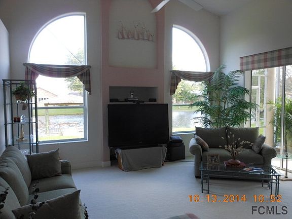 3rd image of 78 Burbank Dr
