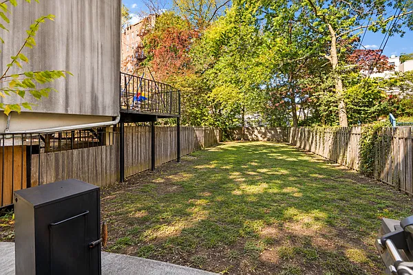 Outdoor, photo 1