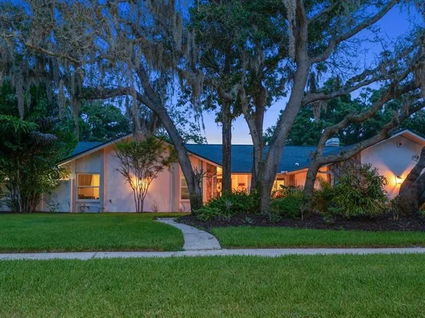 2423 Foxhead Way, Clearwater, FL 33759