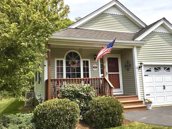 43 Harmony Xing, East Bridgewater, MA 02333