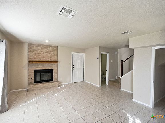 3rd image of 1024 Mission Dr #B