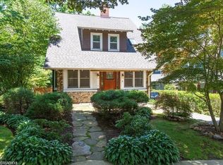 6 Fairwood Rd, Madison, NJ 07940