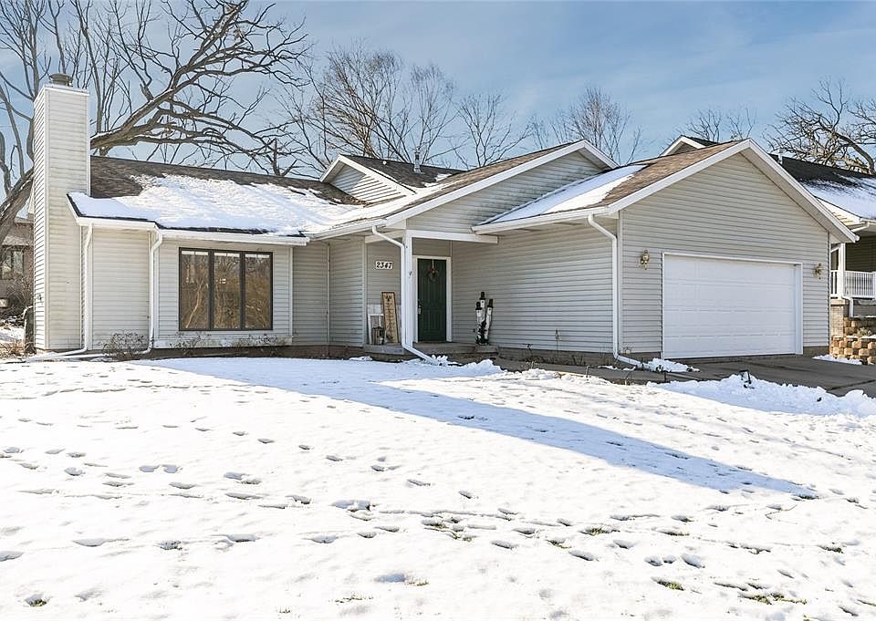 2347 Ryan Ln NE, Cedar Rapids, IA 52402 | MLS #2009374 ...