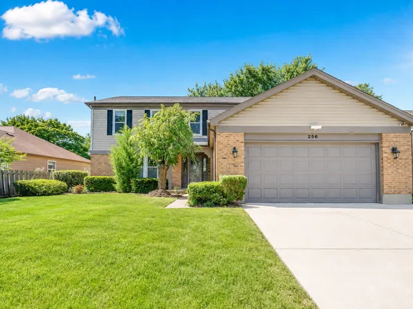 256 E Fox Hill Dr, Buffalo Grove, IL 60089